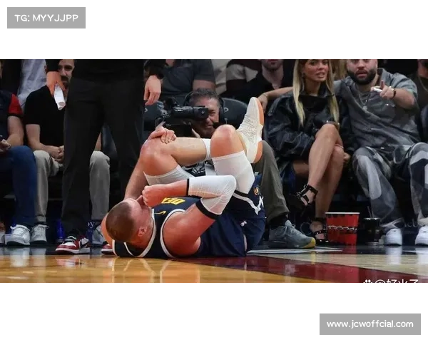 约基奇遭膝盖伤势困扰，预计接受全面检查